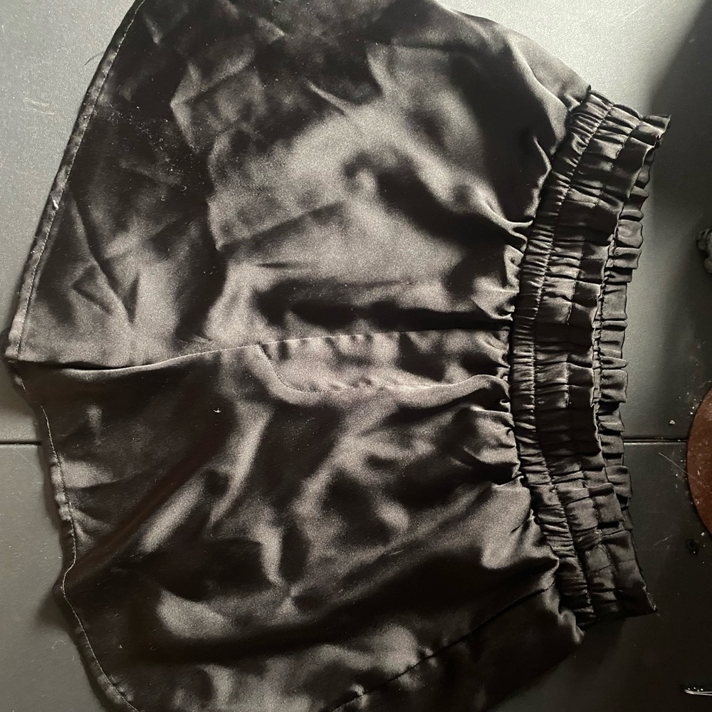 Stain shorts and back tie set